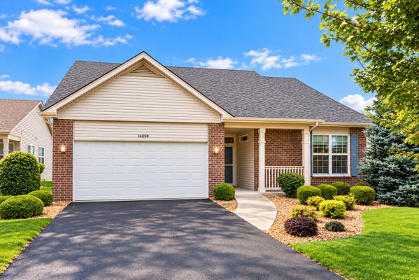 16808 ENNERDALE AVE, LOCKPORT, IL 60441 - Image 5cf8fbbb5aa9e7445dbf9fabfcddc1af/2307348869