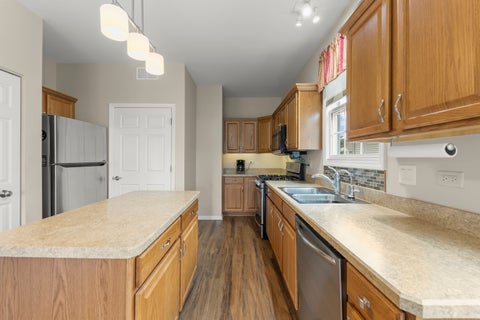 Tiny photo for 16808 Ennerdale Avenue, Lockport, IL 60441 (MLS # 12769280)