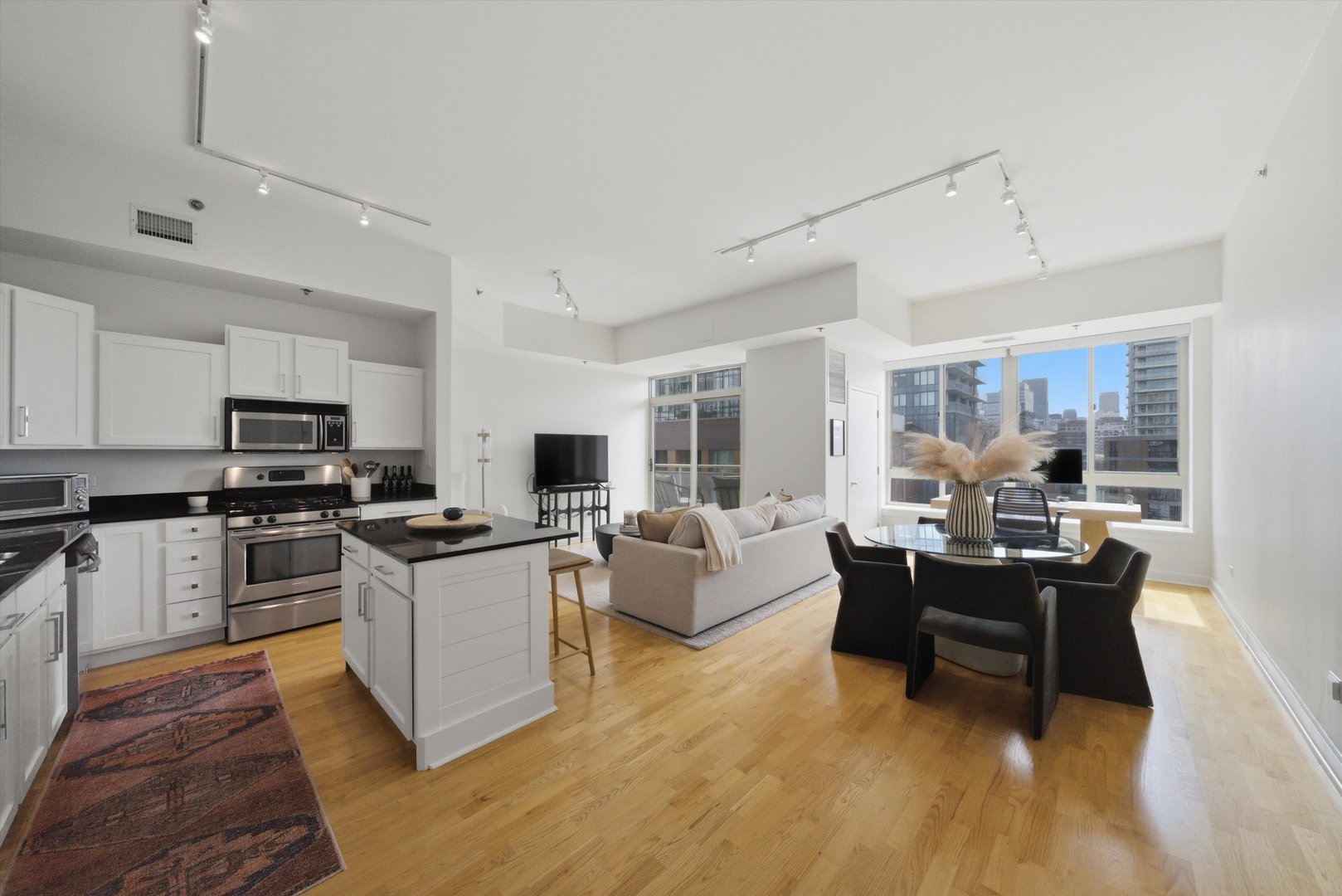 230 W Division Street 804