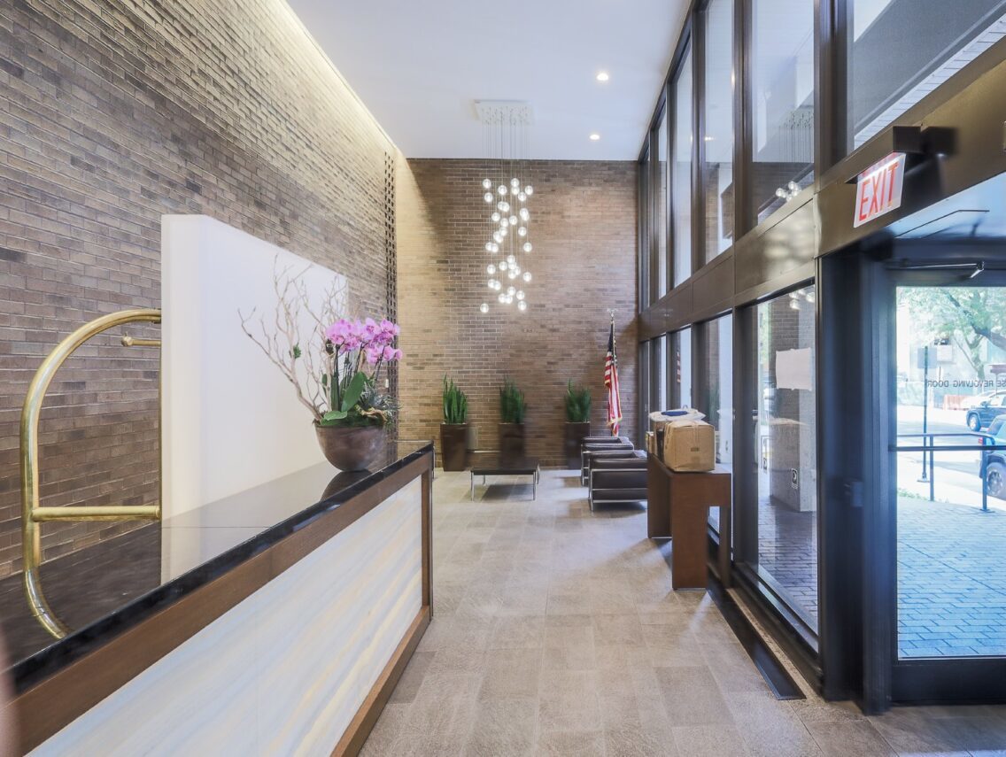 2650 N Lakeview Avenue 3101