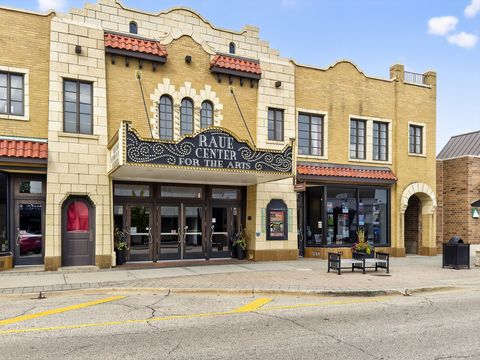 Tiny photo for 584 Somerset Lane #5, Crystal Lake, IL 60014 (MLS # 12496420)