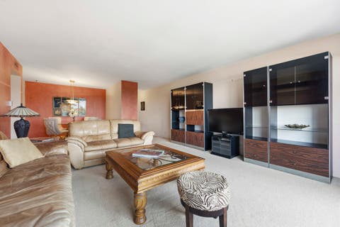 Tiny photo for 720 Wellington Avenue #509, Elk Grove Village, IL 60007 (MLS # 12658858)