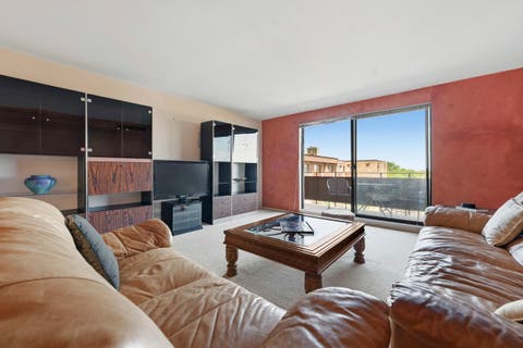 Tiny photo for 720 Wellington Avenue #509, Elk Grove Village, IL 60007 (MLS # 12658858)