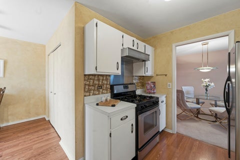 Tiny photo for 720 Wellington Avenue #509, Elk Grove Village, IL 60007 (MLS # 12658858)