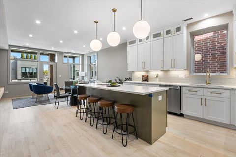 Tiny photo for 2448 N Clybourn Avenue #2, Chicago, IL 60614 (MLS # 12466574)