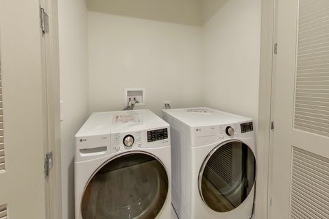 Tiny photo for 2448 N Clybourn Avenue #2, Chicago, IL 60614 (MLS # 12466574)