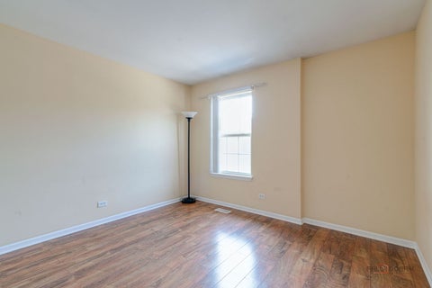 Tiny photo for 1002 Kensington Drive, Northbrook, IL 60062 (MLS # 12776266)