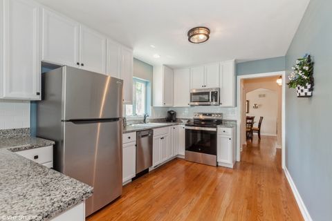 Tiny photo for 4645 Grand Avenue, Western Springs, IL 60558 (MLS # 12501642)