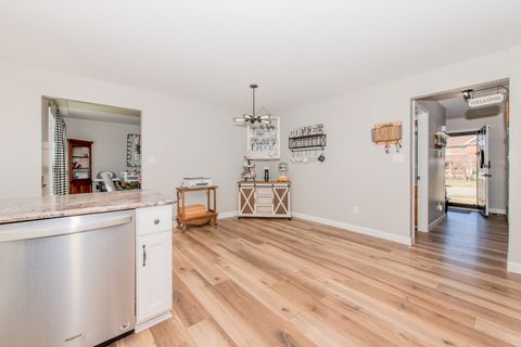 Tiny photo for 2615 E Girot Lane, Diamond, IL 60416 (MLS # 12589022)