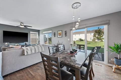 Tiny photo for 1129 Amber Drive, Cary, IL 60013 (MLS # 12462445)