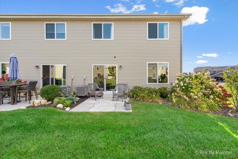 Tiny photo for 1129 Amber Drive, Cary, IL 60013 (MLS # 12462445)