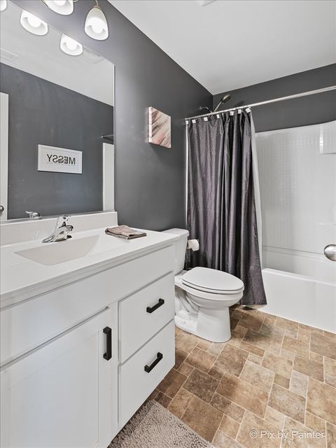 Tiny photo for 1129 Amber Drive, Cary, IL 60013 (MLS # 12462445)