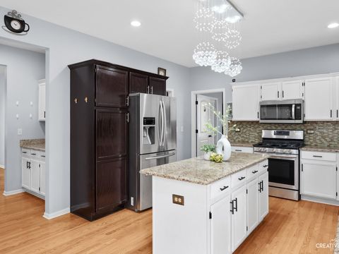 Tiny photo for 1208 Amaranth Drive, Naperville, IL 60564 (MLS # 12649136)
