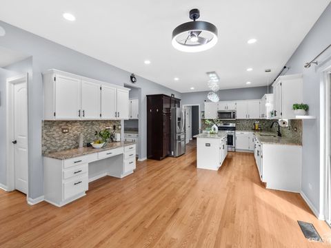 Tiny photo for 1208 Amaranth Drive, Naperville, IL 60564 (MLS # 12649136)