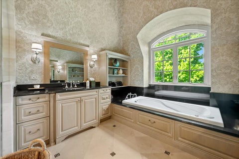 Tiny photo for 1235 Longmeadow Lane, Glencoe, IL 60022 (MLS # 12753359)