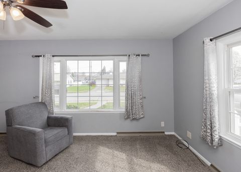 Tiny photo for 1543 Northlawn Road, Davenport, IA 52804 (MLS # 12614760)