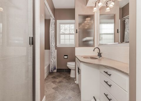 Tiny photo for 1543 Northlawn Road, Davenport, IA 52804 (MLS # 12614760)