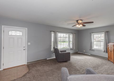 Tiny photo for 1543 Northlawn Road, Davenport, IA 52804 (MLS # 12614760)