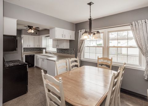 Tiny photo for 1543 Northlawn Road, Davenport, IA 52804 (MLS # 12614760)