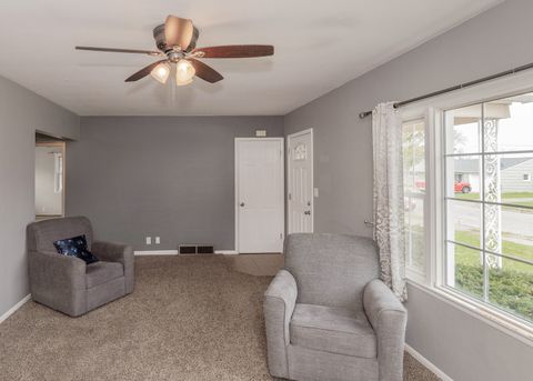 Tiny photo for 1543 Northlawn Road, Davenport, IA 52804 (MLS # 12614760)