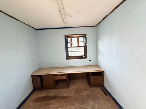 Tiny photo for 101 5th Street, Carmi, IL 62821 (MLS # 12610523)