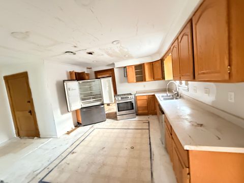 Tiny photo for 101 5th Street, Carmi, IL 62821 (MLS # 12610523)