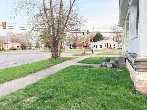 Tiny photo for 101 5th Street, Carmi, IL 62821 (MLS # 12610523)