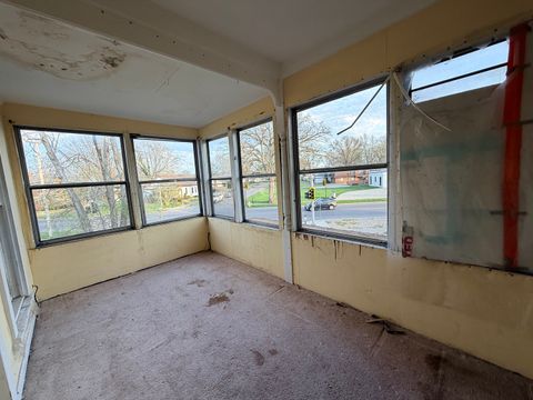 Tiny photo for 101 5th Street, Carmi, IL 62821 (MLS # 12610523)