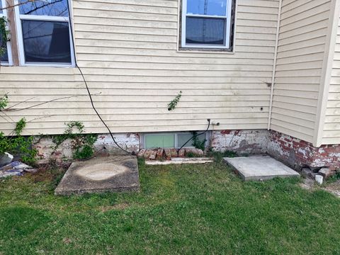 Tiny photo for 101 5th Street, Carmi, IL 62821 (MLS # 12610523)