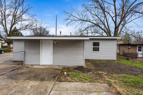Tiny photo for 2003 W Kirby Avenue, Champaign, IL 61821 (MLS # 12607991)