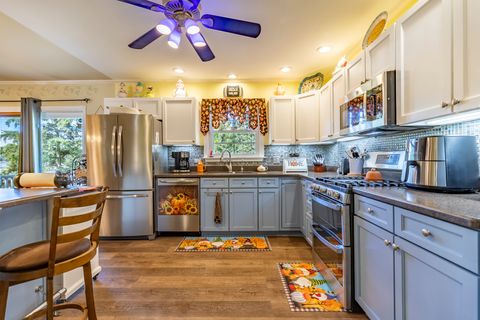 Tiny photo for 10 Herman Court, Crete, IL 60417 (MLS # 12509017)