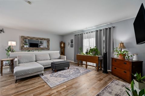 Tiny photo for 7970 Knottingham Circle #D, Darien, IL 60561 (MLS # 12428389)