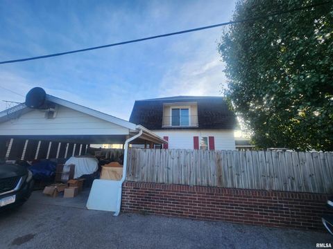 Tiny photo for 307 S MAIN Street, Pinckneyville, IL 62274 (MLS # EB460279)