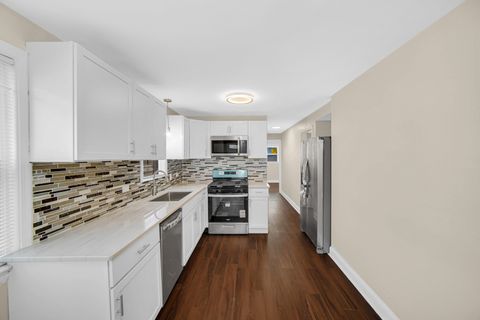 Tiny photo for 2037 W 69th Place, Chicago, IL 60636 (MLS # 12617121)