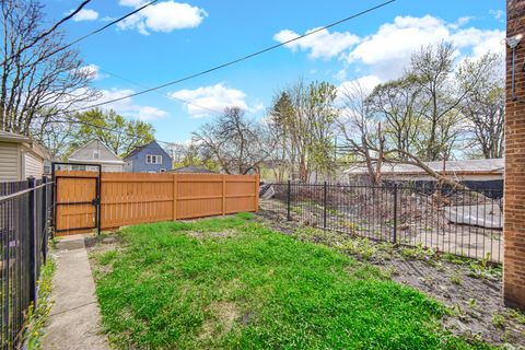 Tiny photo for 2037 W 69th Place, Chicago, IL 60636 (MLS # 12617121)