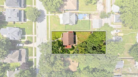 Tiny photo for 1024 W 15th Street, Davenport, IA 52804 (MLS # 12716066)