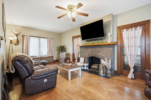 Tiny photo for 1024 W 15th Street, Davenport, IA 52804 (MLS # 12716066)