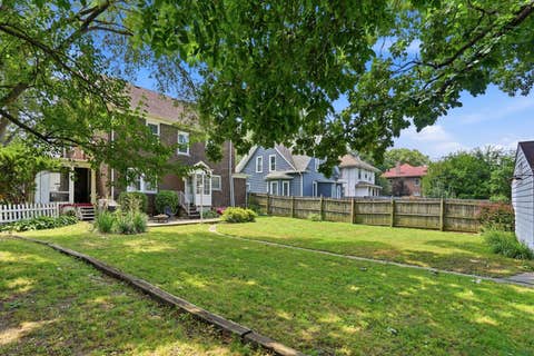 Tiny photo for 1024 W 15th Street, Davenport, IA 52804 (MLS # 12716066)