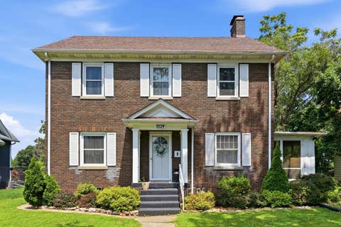 Tiny photo for 1024 W 15th Street, Davenport, IA 52804 (MLS # 12716066)