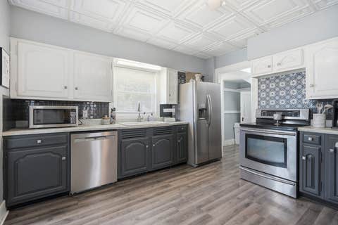 Tiny photo for 1024 W 15th Street, Davenport, IA 52804 (MLS # 12716066)