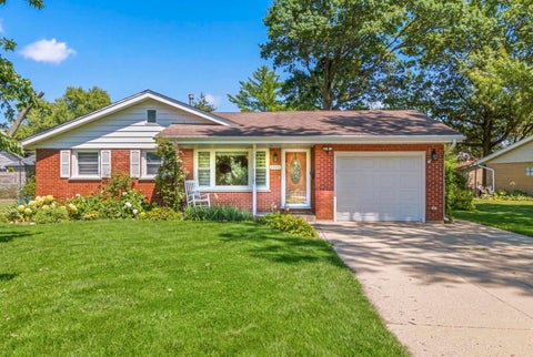 Photo of 1193 Algonquin Drive, Elgin, IL 60120 (MLS # 12680909)