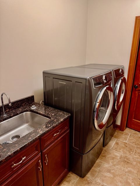 Tiny photo for 1913 W Leopard Drive, Dixon, IL 61021 (MLS # 12591800)