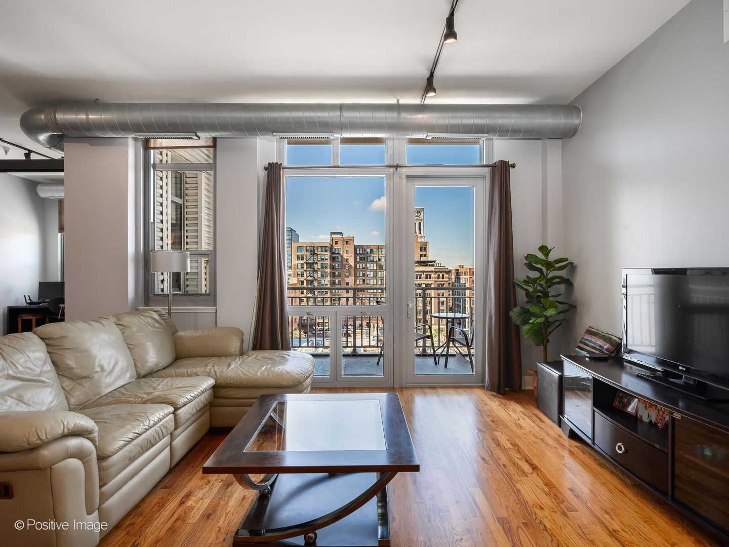 770 W GLADYS Avenue 706