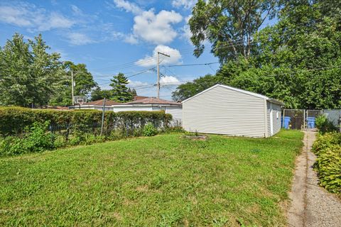 Tiny photo for 7635 S Michigan Avenue, Chicago, IL 60619 (MLS # 12412869)