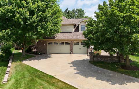 Tiny photo for 13600 ERIN Drive, Homer Glen, IL 60491 (MLS # 12709931)