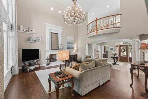 Tiny photo for 13600 ERIN Drive, Homer Glen, IL 60491 (MLS # 12709931)