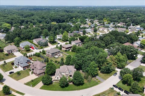 Tiny photo for 13600 ERIN Drive, Homer Glen, IL 60491 (MLS # 12709931)
