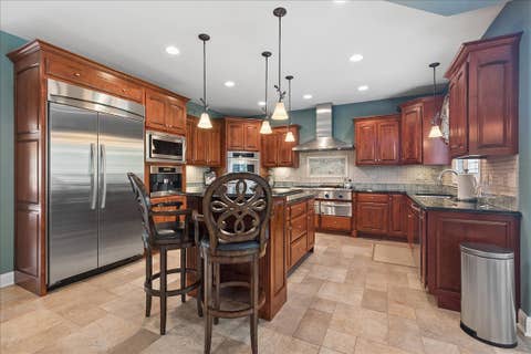 Tiny photo for 13600 ERIN Drive, Homer Glen, IL 60491 (MLS # 12709931)