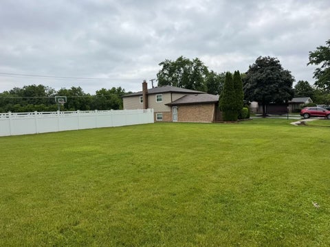 Tiny photo for 223 S Dante Avenue, Glenwood, IL 60425 (MLS # 12682129)