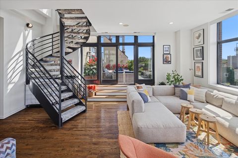 Tiny photo for 2600 N Southport Avenue #409, Chicago, IL 60614 (MLS # 12442800)